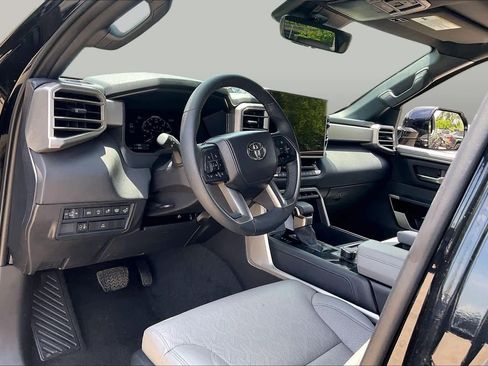 Used 2025 Toyota Tundra Limited w/ Power Package RWD image 18