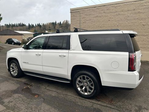 Used 2015 GMC Yukon XL SLT AWD/4WD image 7