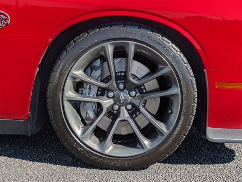Used 2019 Dodge Challenger SRT Hellcat w/ Plus Package image 11