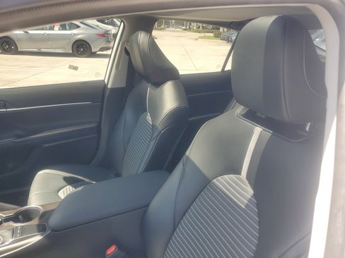 Certified 2023 Toyota Camry SE w/ Convenience Package FWD image 17