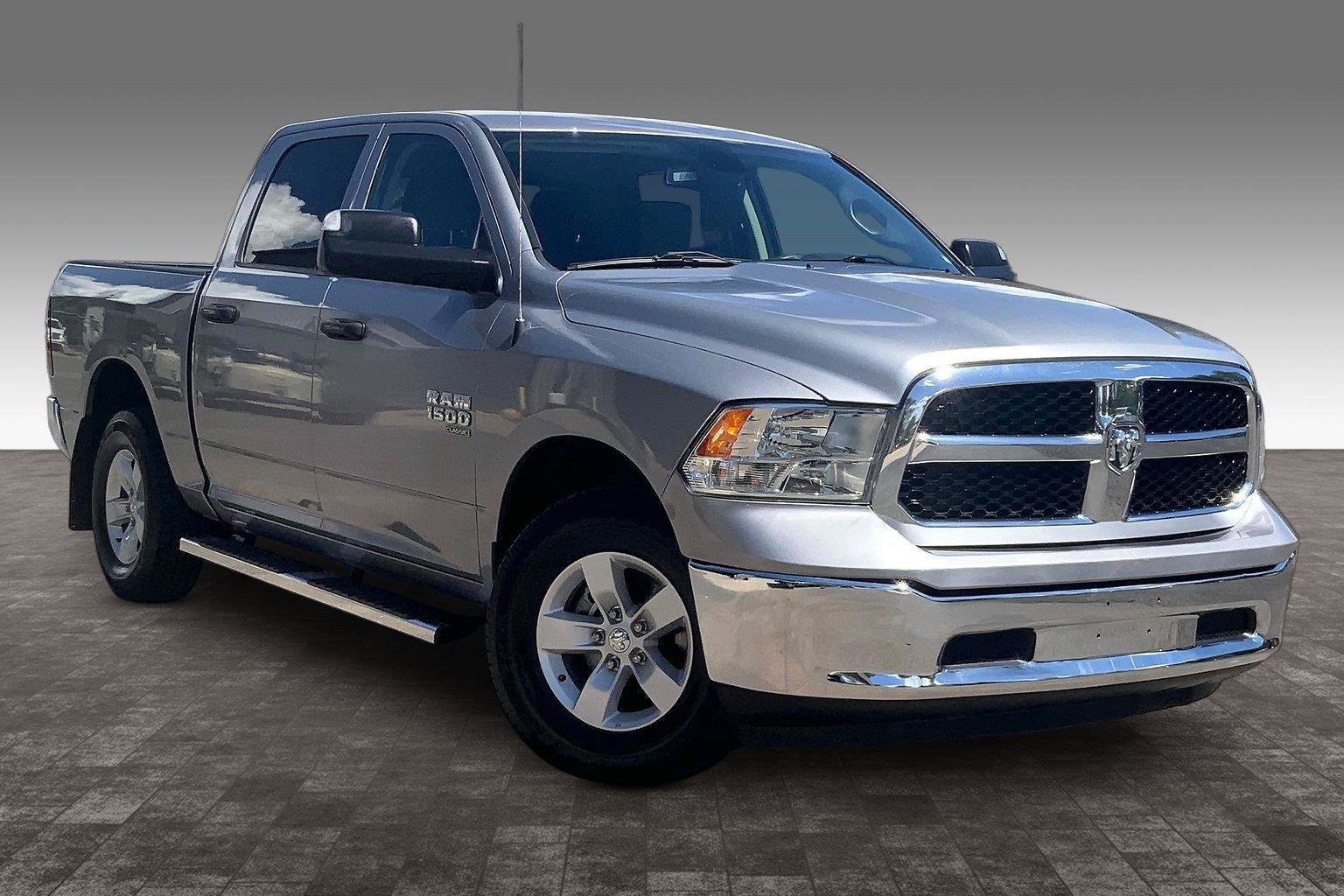 Certified 2023 RAM 1500 Classic SLT w/ Trailer & Traction Group AWD/4WD image 3