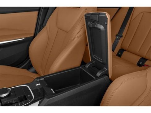 Used 2022 BMW 330i xDrive Sedan w/ Driving Assistance Package AWD/4WD image 19