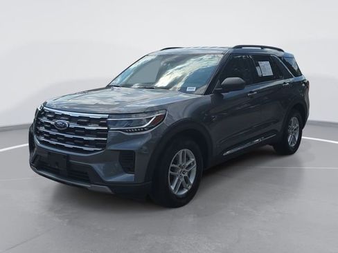 Used 2025 Ford Explorer Active image 7