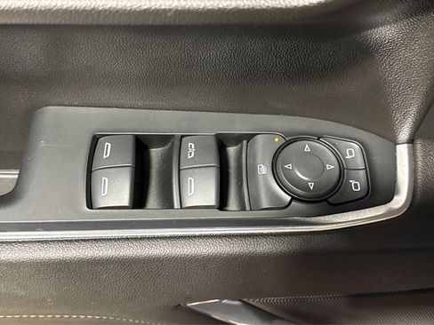 Used 2023 Chevrolet Silverado 1500 RST AWD/4WD image 16