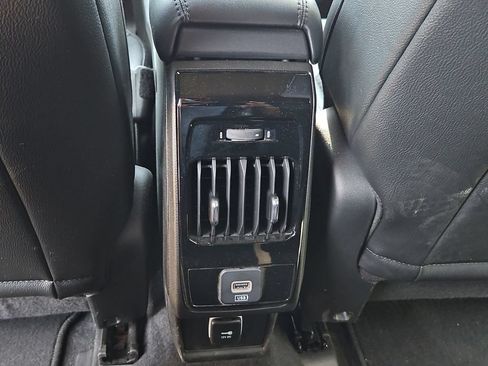 Used 2026 Jeep Compass Latitude AWD/4WD image 20