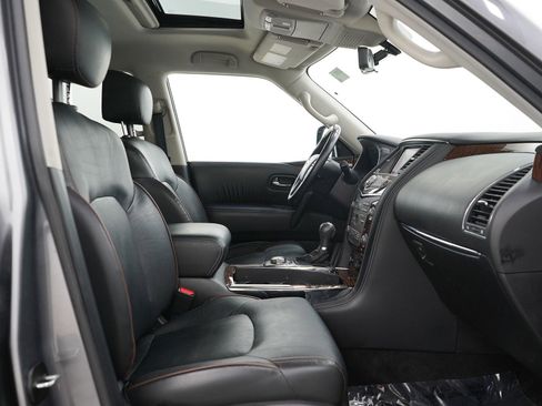 Used 2020 Nissan Armada Platinum w/ Captain's Chairs Package AWD/4WD image 11