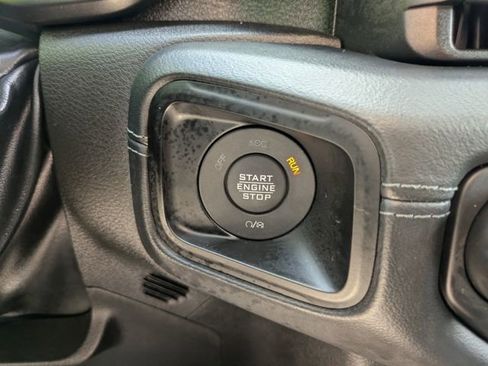 Used 2024 Jeep Wrangler Unlimited Rubicon 4xe AWD/4WD image 26