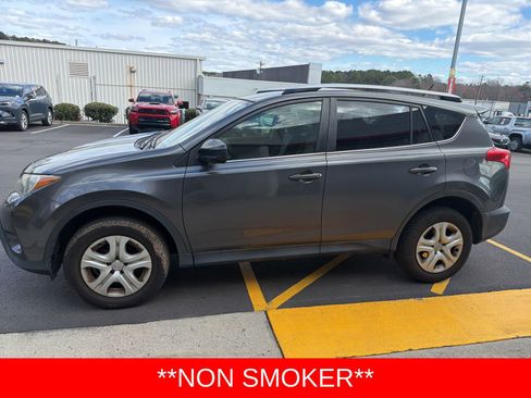 Used 2015 Toyota RAV4 LE image 2