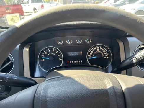 Used 2011 Ford F150 XLT w/ Trailer Tow Pkg image 13