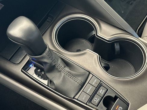 Used 2023 Toyota Camry SE w/ Audio Upgrade Package image 20