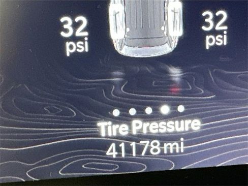 Used 2023 Jeep Grand Cherokee Altitude image 16