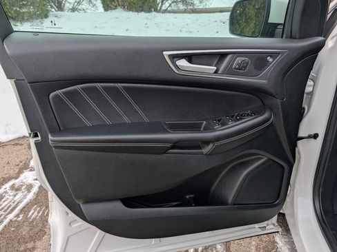 Used 2023 Ford Edge ST image 31