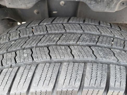 Used 2018 Toyota Tundra Platinum image 33