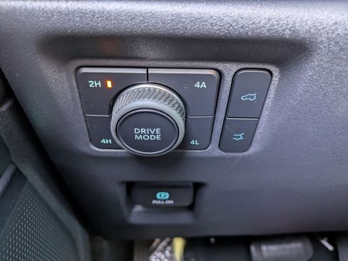 New 2025 Ford Expedition Platinum w/ Stealth Performance Package image 30