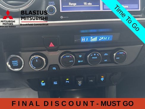 Used 2021 Toyota Tacoma TRD Sport w/ Technology Package AWD/4WD image 23