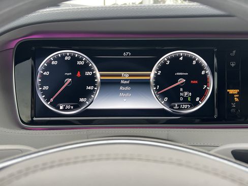 Used 2015 Mercedes-Benz S 550 Sedan image 16