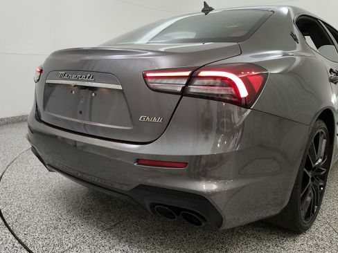 Used 2023 Maserati Ghibli Modena RWD image 30