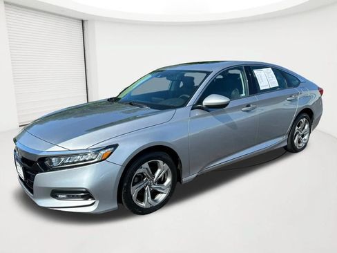 Used 2018 Honda Accord EX image 1