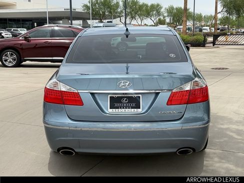 Used 2011 Hyundai Genesis 4.6 RWD image 5
