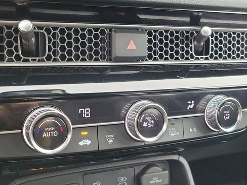 Used 2025 Honda Civic Sport image 11