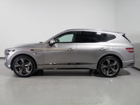 Used 2025 Genesis GV80 3.5T Prestige image 9