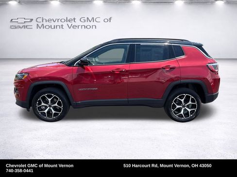 Used 2026 Jeep Compass Limited AWD/4WD image 4