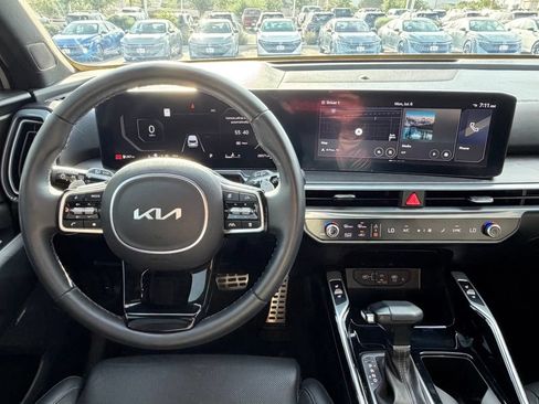 Used 2024 Kia Sorento SX Prestige AWD/4WD image 25