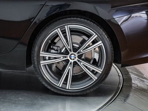 Certified 2022 BMW 330i Sedan w/ Convenience Package image 11