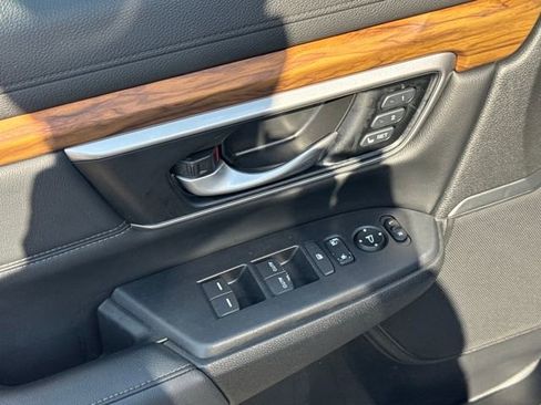 Used 2020 Honda CR-V Touring image 5