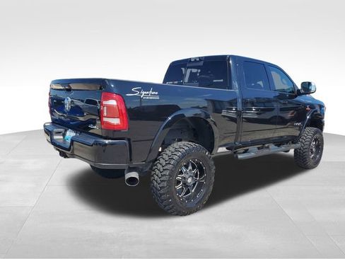 Used 2022 RAM 3500 Laramie AWD/4WD image 4