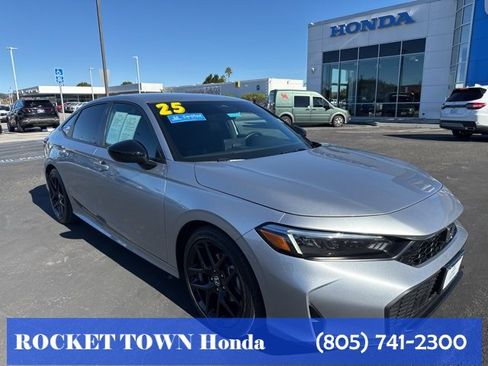 Used 2025 Honda Civic Sport image 4