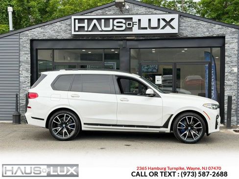 Used 2021 BMW X7 xDrive40i w/ M Sport Package AWD/4WD image 10