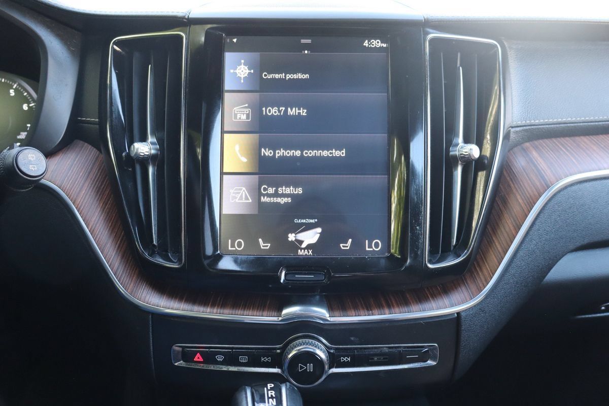 Used 2019 Volvo XC60 T5 Inscription w/ Protection Package AWD/4WD image 35