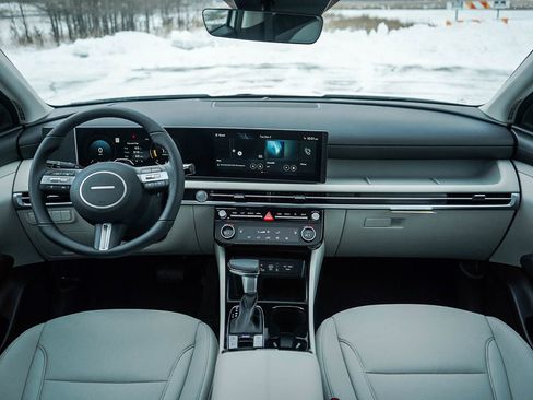 New 2026 Hyundai Tucson SEL image 14