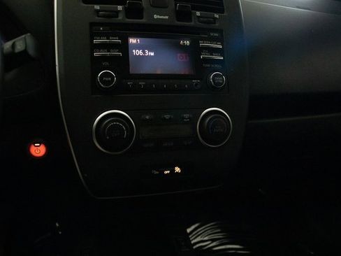 Used 2013 Nissan Leaf S w/ Charger Pkg image 31