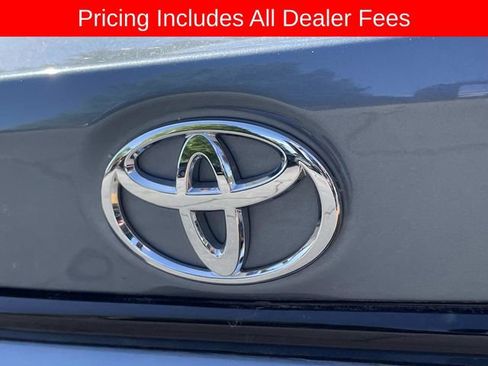 Used 2021 Toyota Corolla L FWD image 9