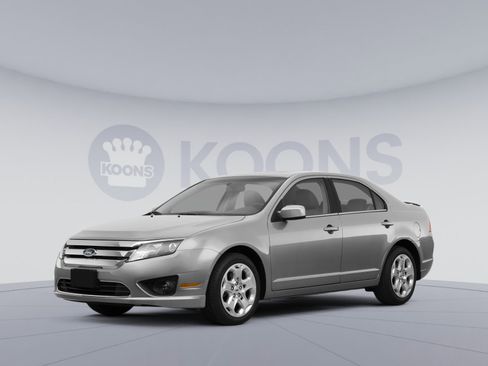Used 2010 Ford Fusion SE image 1