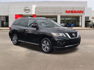 Used 2020 Nissan Pathfinder S 360° Tour