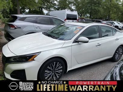Used 2023 Nissan Altima 2.5 SV w/ SV Premium Package