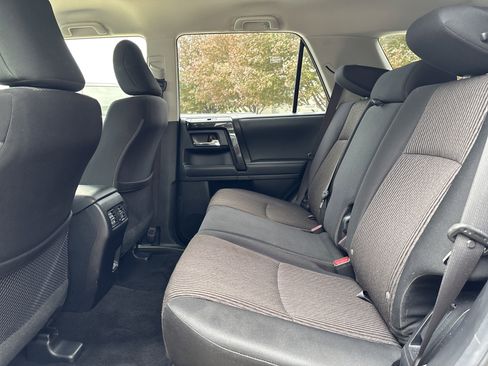 Used 2024 Toyota 4Runner TRD Off-Road AWD/4WD image 30