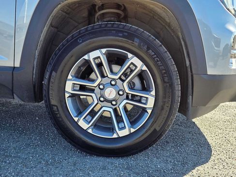 Certified 2025 GMC Terrain Elevation AWD/4WD image 9