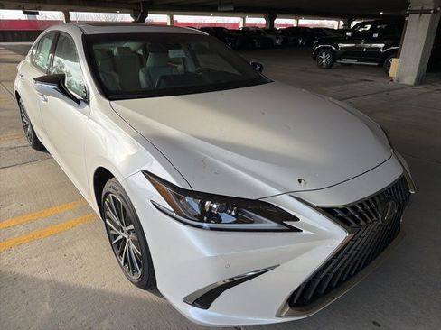 New 2025 Lexus ES 350 350 image 1