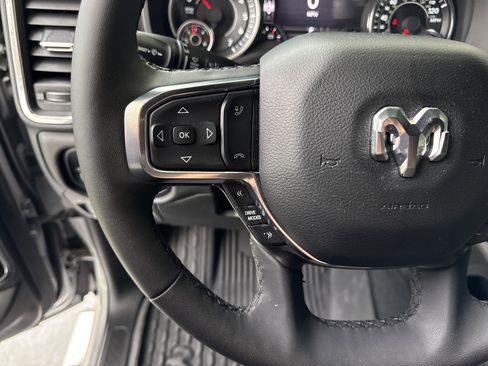 Used 2025 RAM 1500 Laramie w/ Sport Appearance Package AWD/4WD image 18