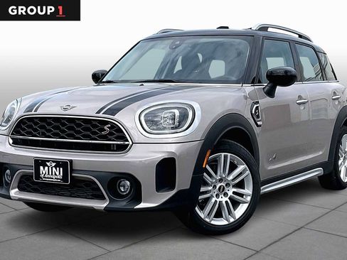 Used 2024 MINI Cooper Countryman S image 1