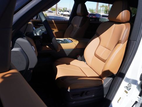 New 2026 Nissan Armada SL w/ Captain's Chari Seat Package image 14