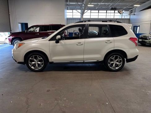 Used 2015 Subaru Forester 2.5i Touring AWD/4WD image 4