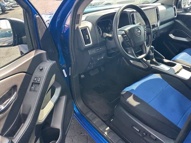 Certified 2025 Nissan Frontier SV RWD image 11