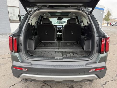 Used 2022 Kia Sorento X-Line EX image 30