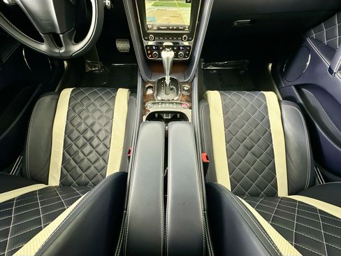Certified 2017 Bentley Flying Spur S W12 image 23