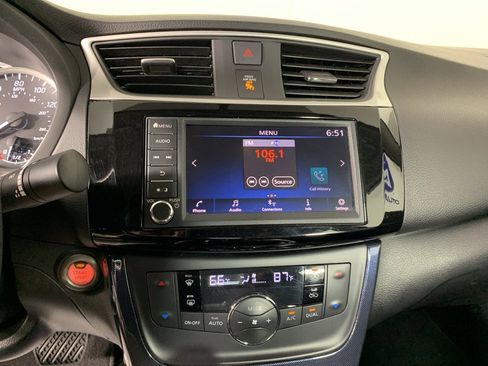 Used 2019 Nissan Sentra SR image 26